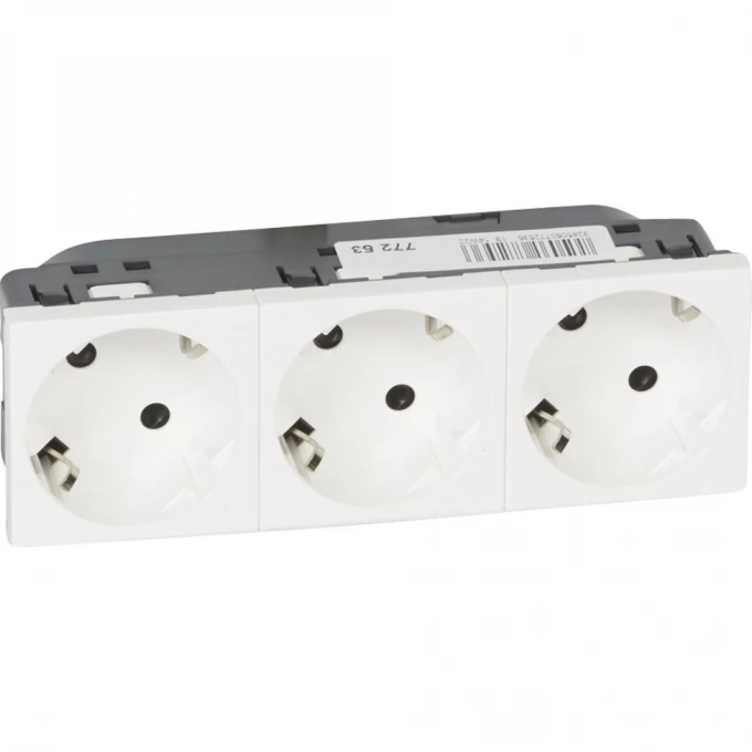 Розетка LEGRAND 3 x 2К+3 под углом 45° Программа Mosaic стандартная белый 077253 Розетка LEGRAND 3 x 2К+3 под углом 45° Программа Mosaic стандартная белый 077253