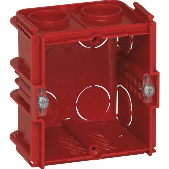 Коробка монтажная LEGRAND Batibox для кирпичных стен квадратная соединяемая глубина 60 Коробка монтажная LEGRAND Batibox для кирпичных стен квадратная соединяемая глубина 60