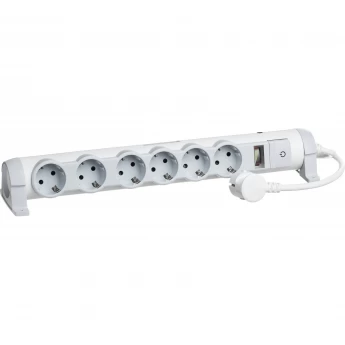 Многорозеточный блок LEGRAND 'Комфорт и безопасность' 6 x 2К+З с кабелем длиной 3 м белый