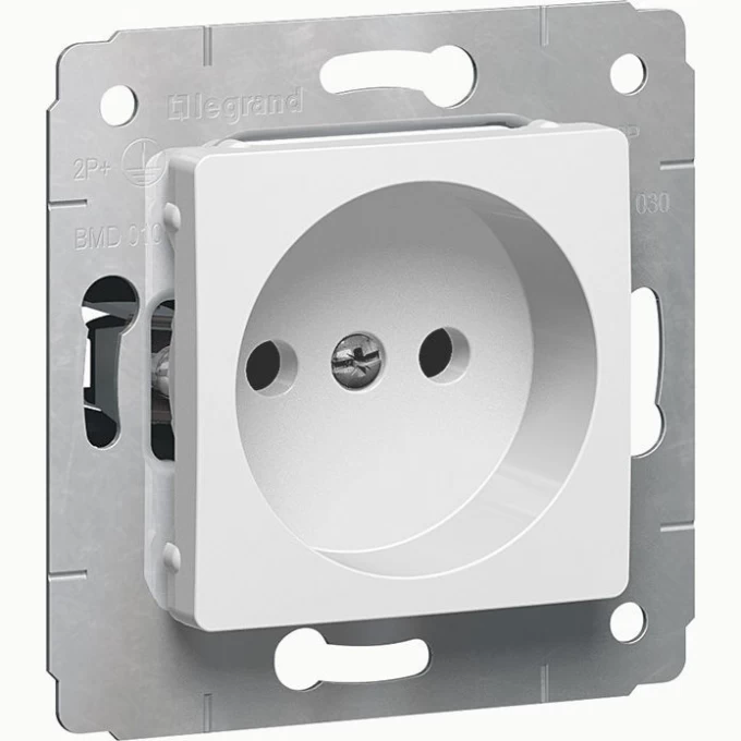 Розетка LEGRAND Cariva 2К 16 А 250 В белый 773616 Розетка LEGRAND Cariva 2К 16 А 250 В белый 773616