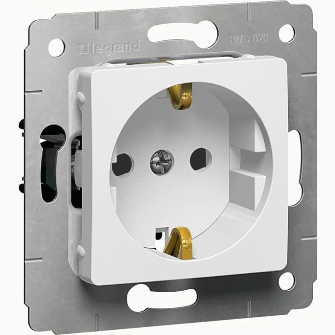 Розетка LEGRAND Cariva 2К+3 16 А 250 В белый 773621 Розетка LEGRAND Cariva 2К+3 16 А 250 В белый 773621